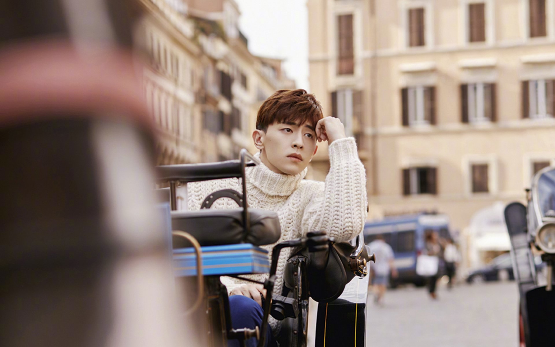 接力换人策略灵活,赛前部署细致,接力切换